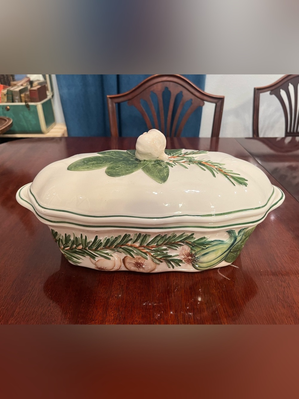 Vietri Ceramic Covered Casserole with Green Herb Motif